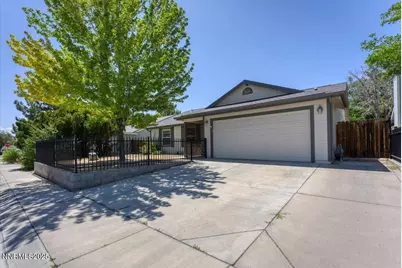 539 Rawe Peak Drive, Dayton, NV 89403 - Photo 2