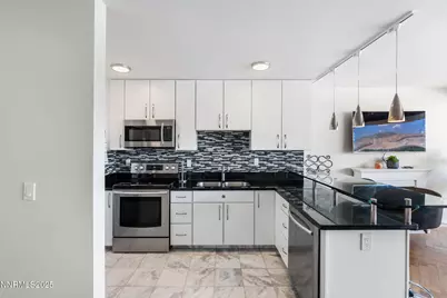 100 N Arlington Avenue #UNIT 17G, Reno, NV 89501 - Photo 2