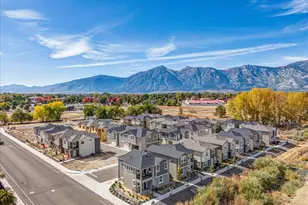 469 Blackbird Ln, Gardnerville, NV 89410 - Photo 2