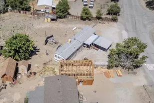 17530 Thrush Ln, Reno, NV 89508 - Photo 8