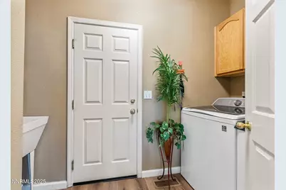 855 Sundance Court, Carson City, NV 89701 - Photo 4