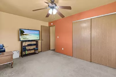 15500 Elkhorn Lane, Reno, NV 89506 - Photo 16