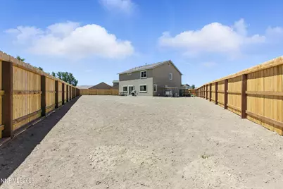 6778 Shell Court, Fernley, NV 89408 - Photo 8