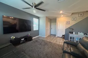 8886 Wolf Moon Dr, Reno, NV 89506 - Photo 4