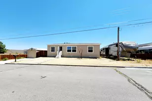 260 Westbrook Ln, Reno, NV 89506 - Photo 2