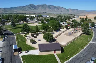 12190 Rocky Mountain St, Reno, NV 89506 - Photo 20