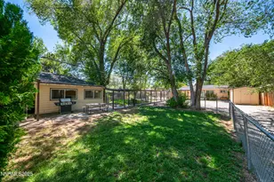 1755 Benjamin Franklin Dr, Reno, NV 89509 - Photo 20