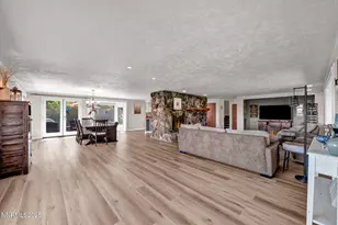 3495 W Plumb Ln, Reno, NV 89509 - Photo 12