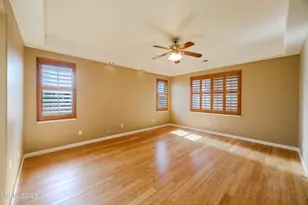 811 Pinchot Pass Ct, Sparks, NV 89436 - Photo 14