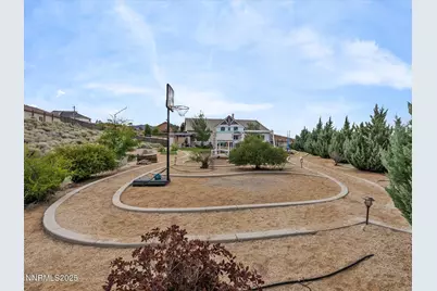 8720 Spearhead Way, Reno, NV 89506 - Photo 24