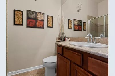 8720 Spearhead Way, Reno, NV 89506 - Photo 38