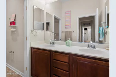 8720 Spearhead Way, Reno, NV 89506 - Photo 28