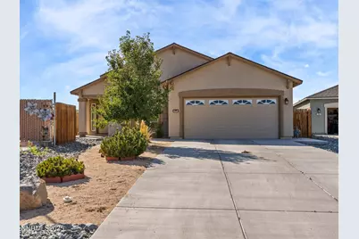 242 Red Oak Drive, Fernley, NV 89408 - Photo 2