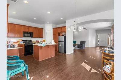 242 Red Oak Drive, Fernley, NV 89408 - Photo 8