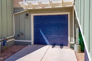 4795 Ciarra Kennedy Lane, Reno, NV 89503 - Photo 4