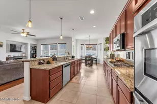 10380 Cavalry Cir, Reno, NV 89521 - Photo 18