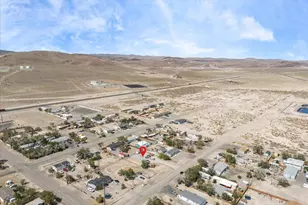 1740 Donner Trail, Silver Springs, NV 89429 - Photo 46