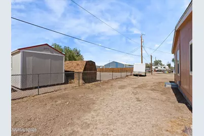 1740 Donner Trail, Silver Springs, NV 89429 - Photo 30