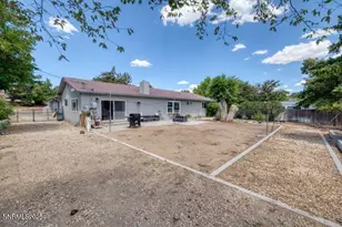 10150 Coyote Run Ct, Reno, NV 89508 - Photo 8