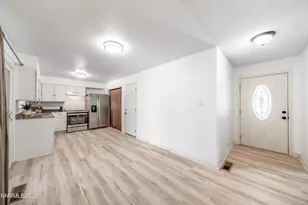 465 Lenwood Dr, Sparks, NV 89431 - Photo 8