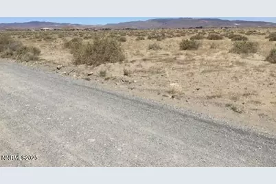 3990 E 5th Street, Silver Springs, NV 89429 - Photo 4