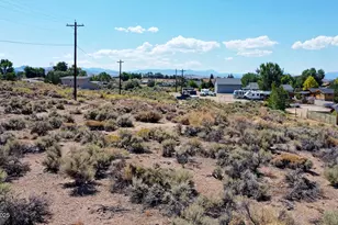 1836 Helman Dr, Gardnerville, NV 89410 - Photo 10