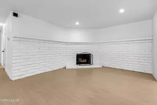30 N Patterson Pl, Sparks, NV 89436 - Photo 8