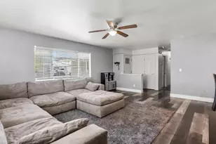327 Burntwood St, Fallon, NV 89406 - Photo 10