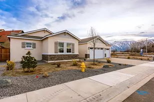 579 Sage Grouse Lp, Gardnerville, NV 89460 - Photo 2