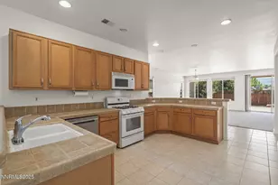 2119 Avella Dr, Sparks, NV 89434 - Photo 10