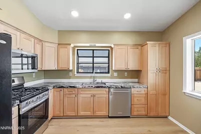 313 Stillwater Drive, Dayton, NV 89403 - Photo 14