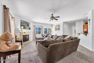 465 Jennys Ln, Fernley, NV 89408 - Photo 10