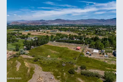 11355 Maverick Lane, Reno, NV 89511 - Photo 2
