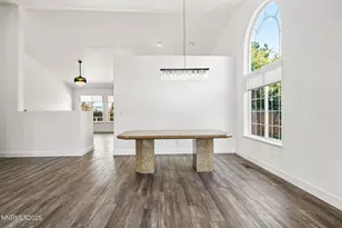 405 Cypress Ct, Dayton, NV 89403 - Photo 8