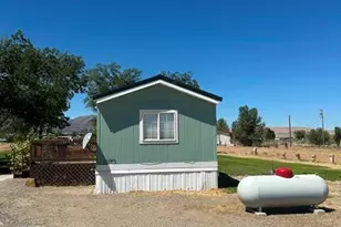 8870 Prairie Dog Ave, Winnemucca, NV 89445 - Photo 2