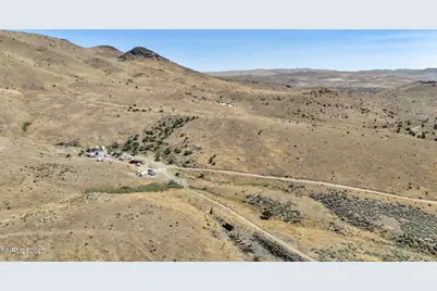 8560 Chimney Road, Reno, NV 89506 - Photo 14