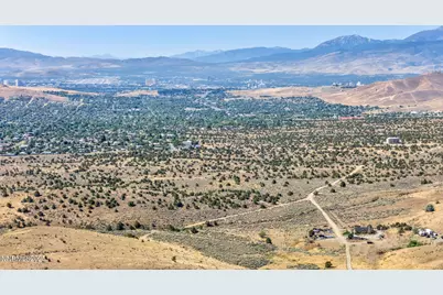 8560 Chimney Road, Reno, NV 89506 - Photo 10