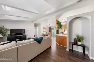 7571 Diamond Pointe Way, Reno, NV 89506 - Photo 10