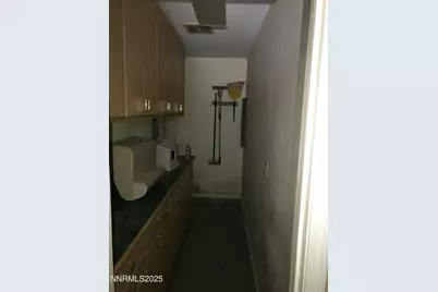 404 S Pratt Avenue, Carson City, NV 89701 - Photo 14