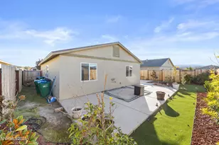 737 Valmy Dr, Reno, NV 89506 - Photo 14