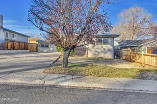 1935 Marlette Ave, Reno, NV 89503 - Photo 2