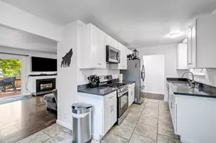 1510 Majestic Dr, Reno, NV 89503 - Photo 4
