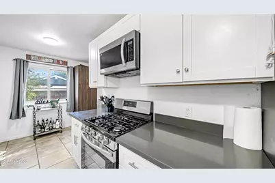 1510 Majestic Drive #one, Reno, NV 89503 - Photo 6