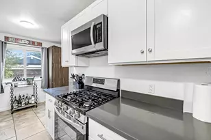 1510 Majestic Dr, Reno, NV 89503 - Photo 6