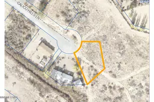 31 Calico Hills Ln, Yerington, NV 89447 - Photo 1