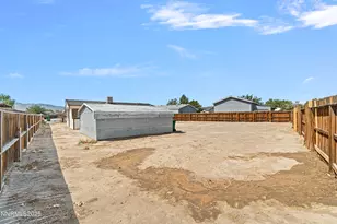 863 Jennys Ln, Fernley, NV 89408 - Photo 22