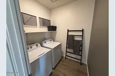 7477 Capstone Drive, Reno, NV 89506 - Photo 10