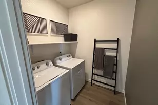 7477 Capstone Dr, Reno, NV 89506 - Photo 10