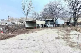 308 2nd S Ave, Yerington, NV 89447 - Photo 2