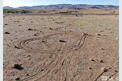 4345 Spruce Avenue, Silver Springs, NV 89429 - Photo 6